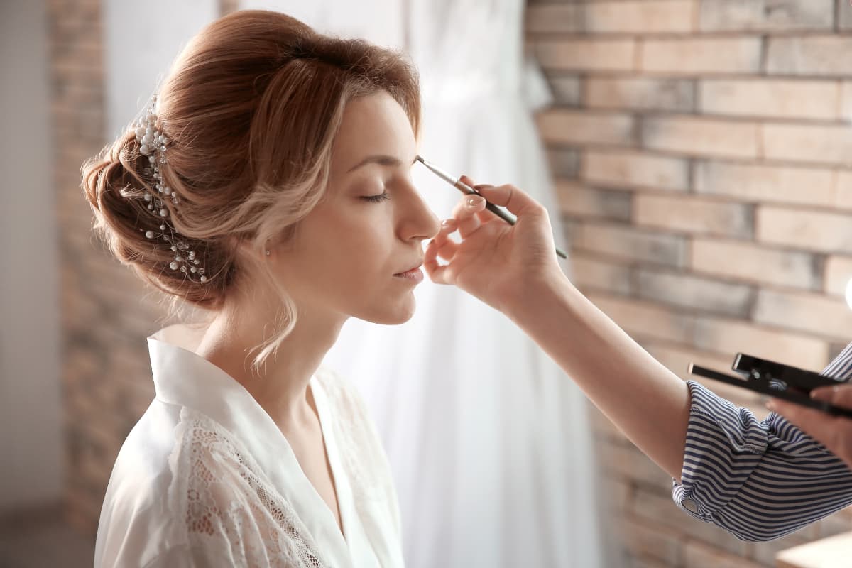 L’art du maquillage de mariage : conseils et inspirations pour chaque saison à Strasbourg